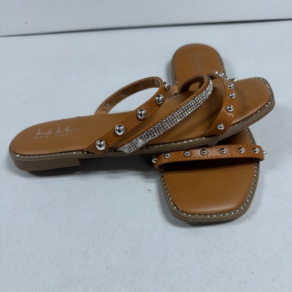 Nicole Miller Studded Sparkling Tan Sandals - Size 9. - Picture 5 of 11